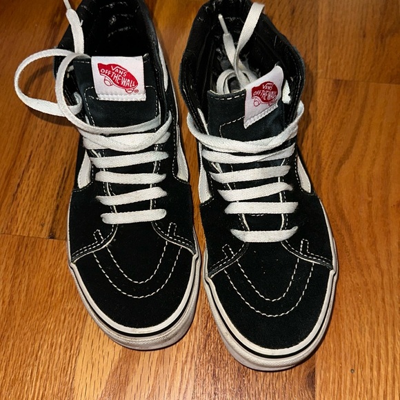 Black Vans - Picture 1 of 2